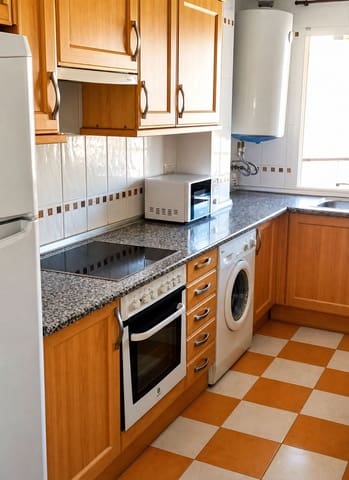 2 makuuhuone Huoneisto myytävänä paikassa San Luis de Sabinillas, Manilva mukana 
autotalli - 265 000 € (Ref: 9849230)