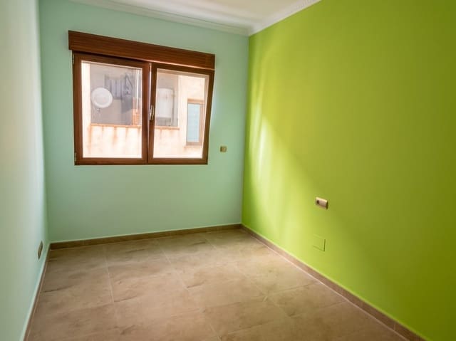 4 sovrum Lägenhet till salu i Centro, Los Alcázares med garage - 270 000 € (Ref: 9849231)