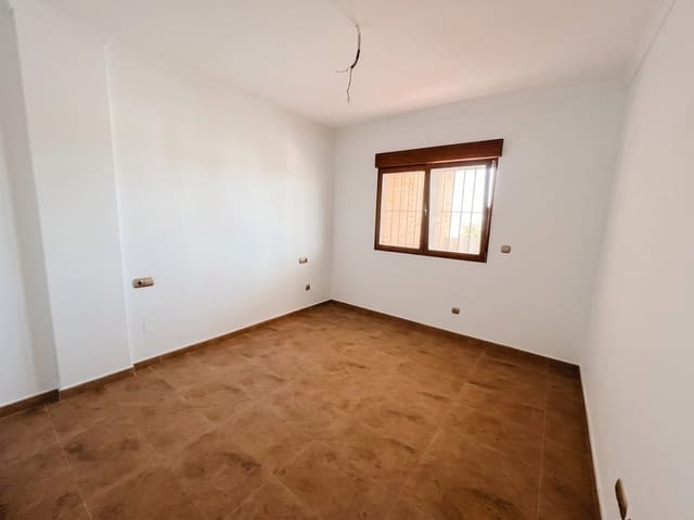 4 sovrum Lägenhet till salu i Centro, Los Alcázares med garage - 270 000 € (Ref: 9849231)