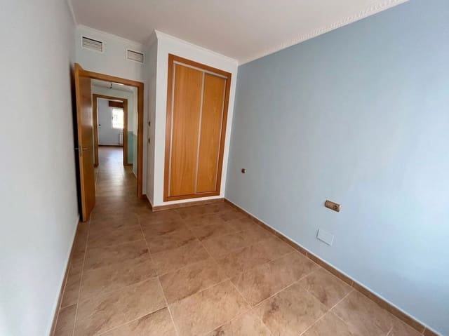 4 sovrum Lägenhet till salu i Centro, Los Alcázares med garage - 270 000 € (Ref: 9849231)