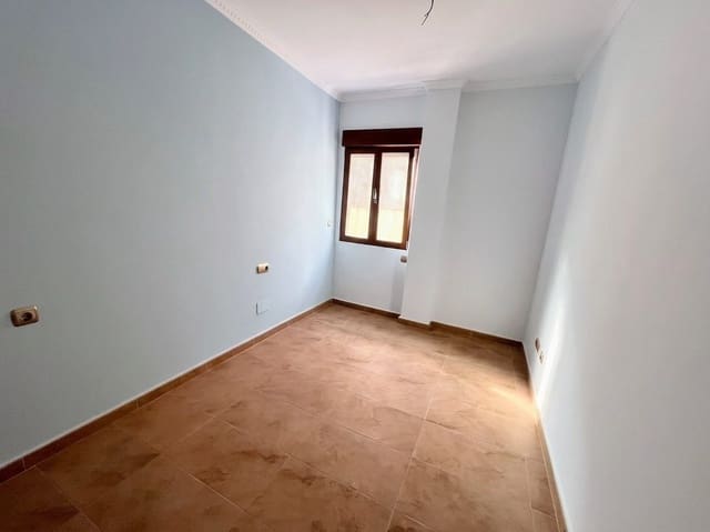 4 sovrum Lägenhet till salu i Centro, Los Alcázares med garage - 270 000 € (Ref: 9849231)