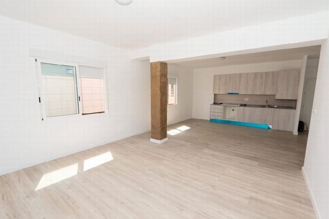Apartamento de 3 habitaciones en San Pedro del Pinatar ciudad, San Pedro del Pinatar en venta - 189.000 € (Ref: 9851071)