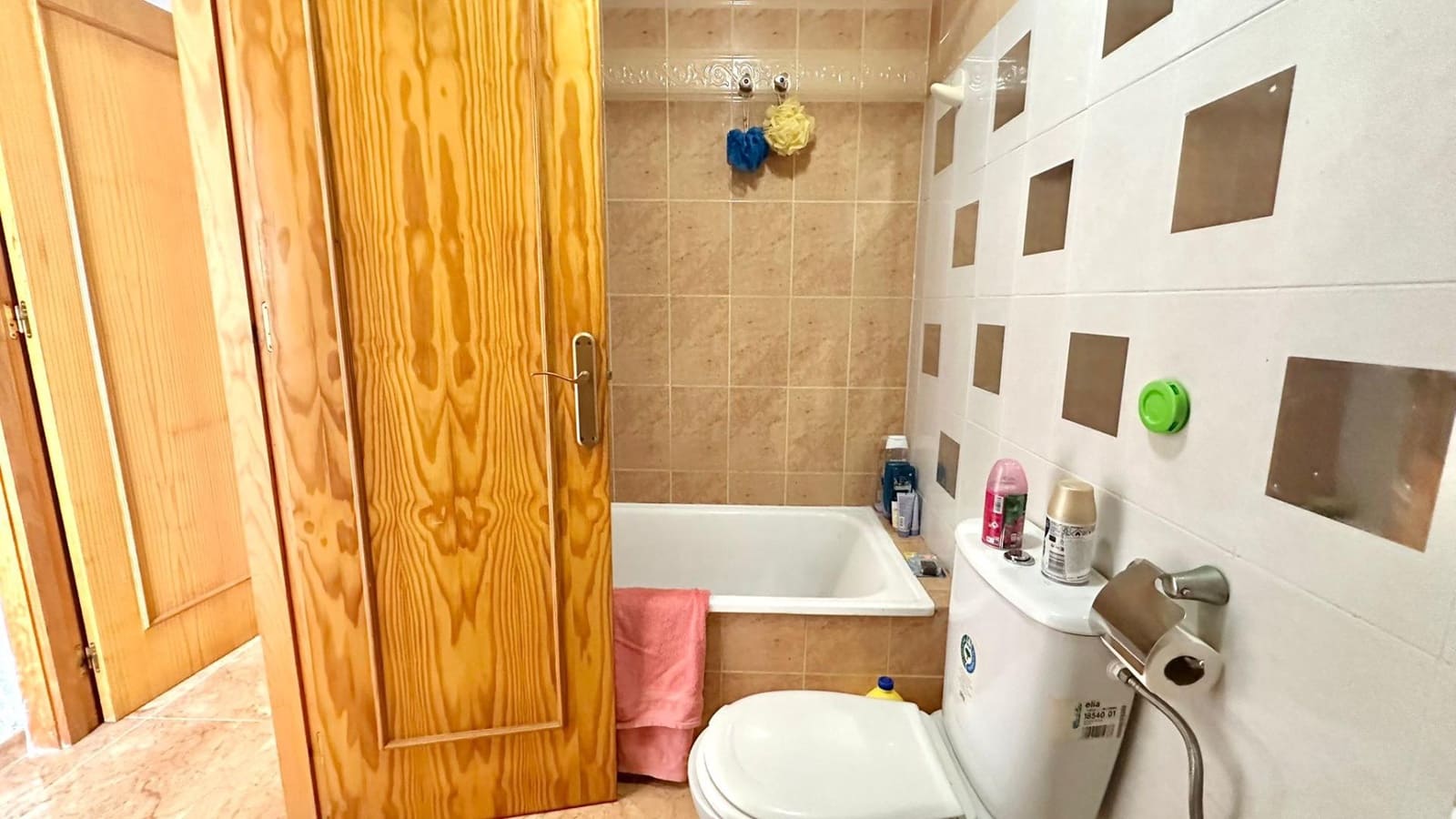 2 chambre Bungalow à vendre à Torrevieja avec piscine - 139 900 € (Ref: 9851091)