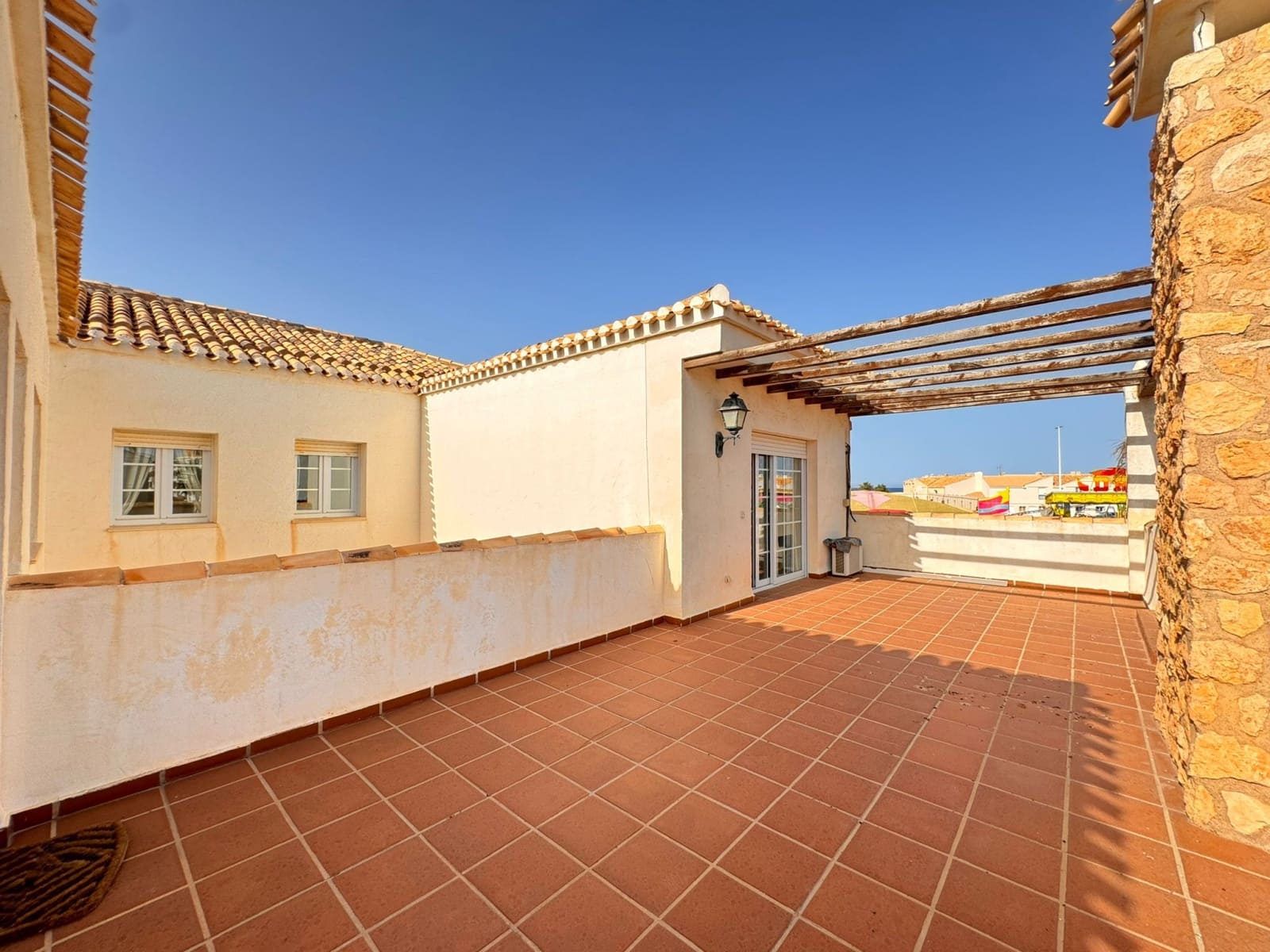 5 quarto Moradia para venda em La Manga del Mar Menor com piscina garagem - 870 000 € (Ref: 9851101)