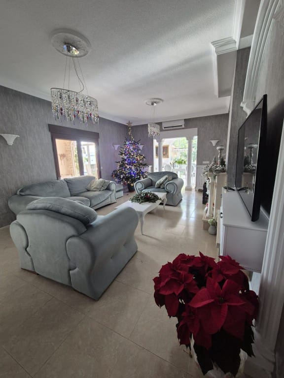 4 chambre Finca/Maison de Campagne à vendre à Daya Vieja avec piscine - 899 000 € (Ref: 9851102)