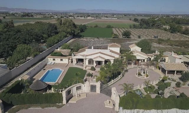 4 chambre Finca/Maison de Campagne à vendre à Daya Vieja avec piscine - 899 000 € (Ref: 9851102)