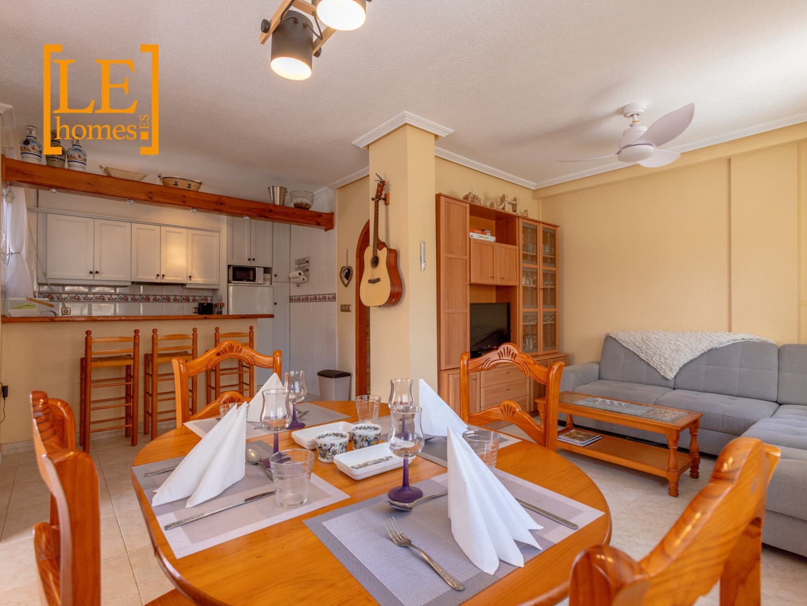 2 soveværelse Semi-Rækkehus til salg i Orihuela Costa med swimmingpool - € 209.000 (Ref: 9855226)