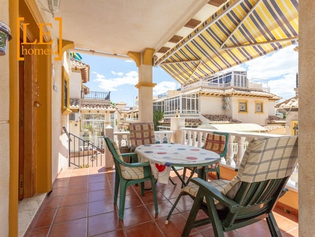 2 soveværelse Semi-Rækkehus til salg i Playa Flamenca, Orihuela med swimmingpool - € 209.000 (Ref: 9855226)