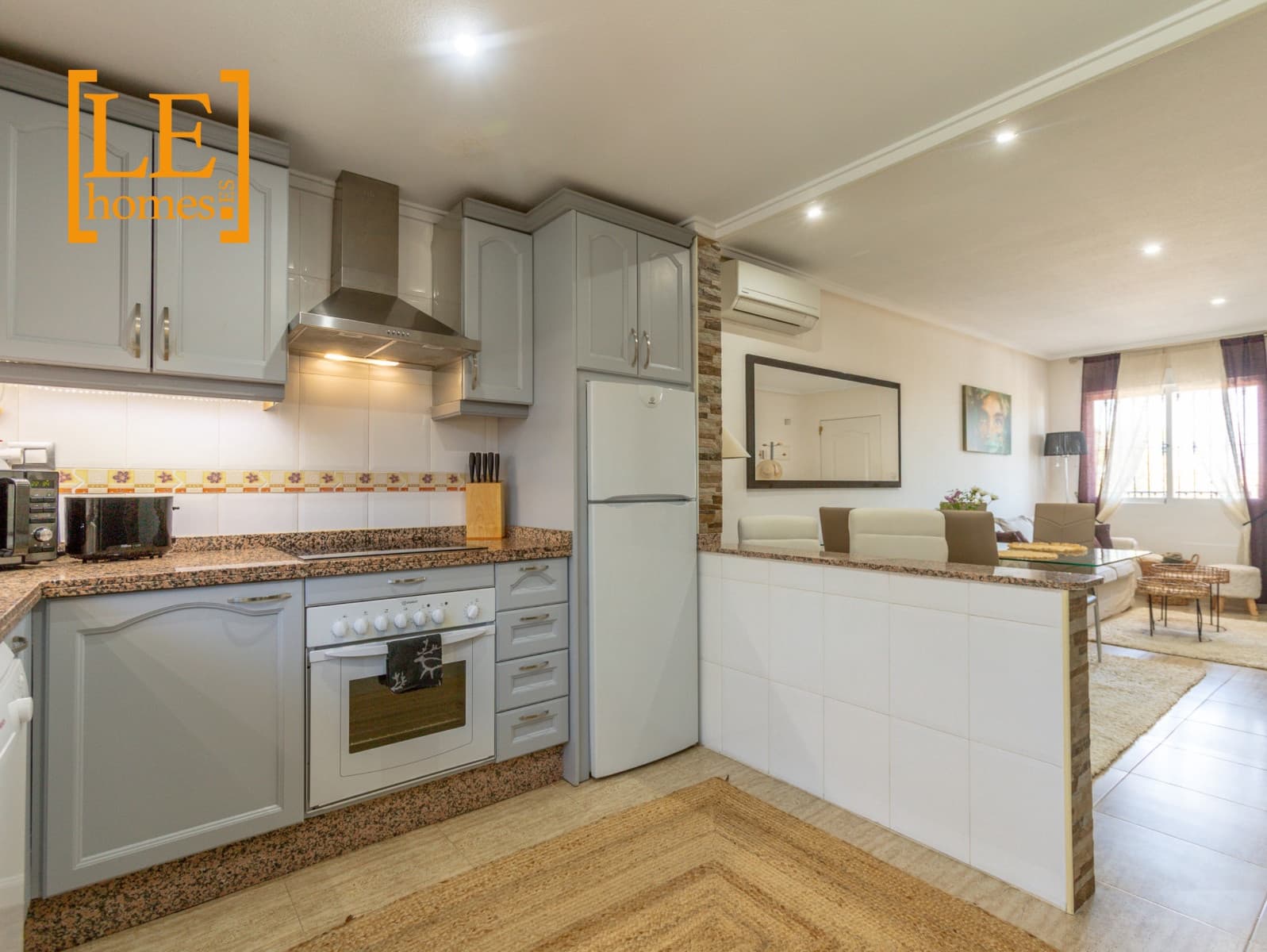 2 sypialnia Bungalow na sprzedaż w Orihuela Costa z basenem - 215 000 € (Ref: 9855227)