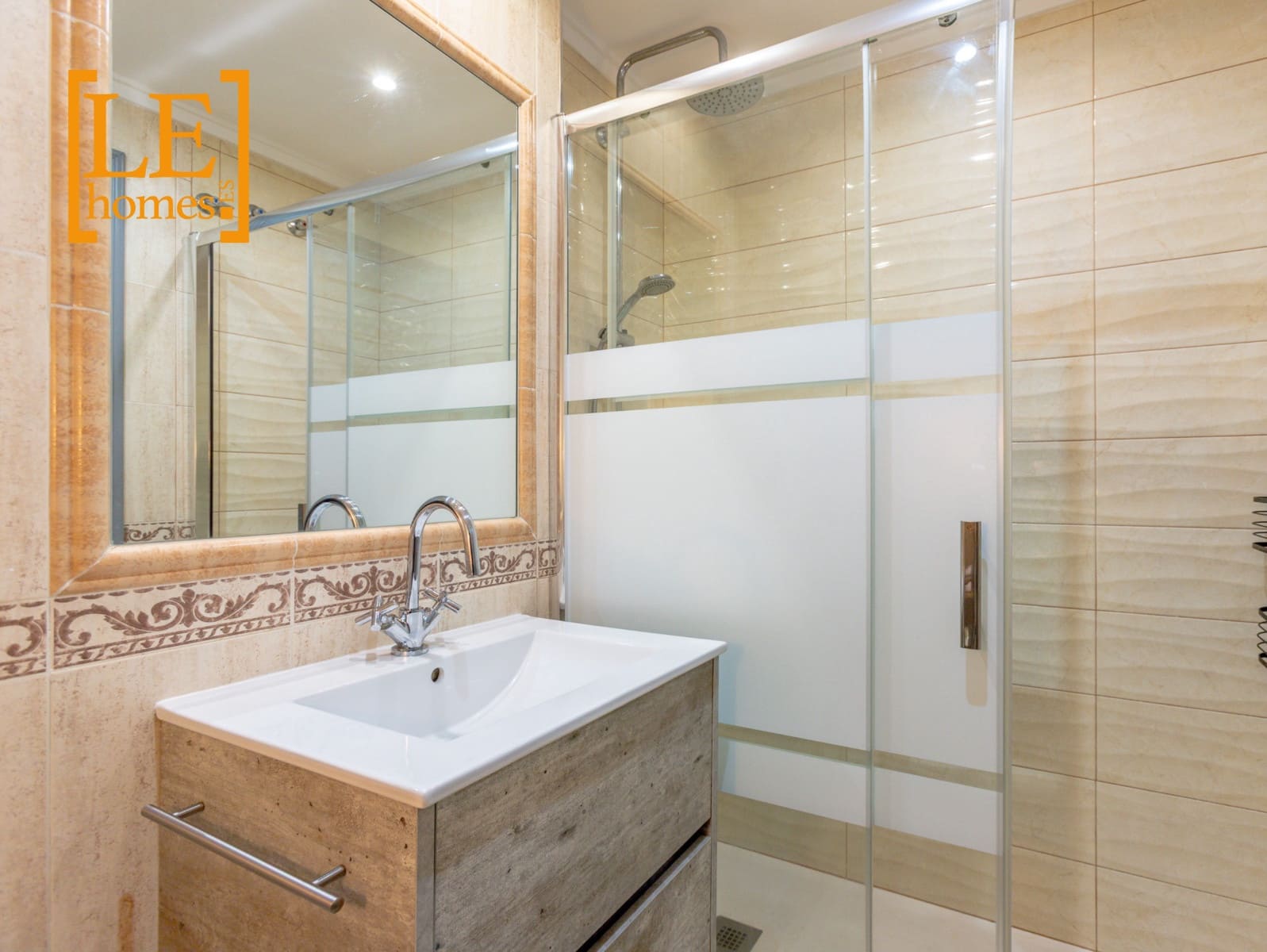 2 sypialnia Bungalow na sprzedaż w Orihuela Costa z basenem - 215 000 € (Ref: 9855227)