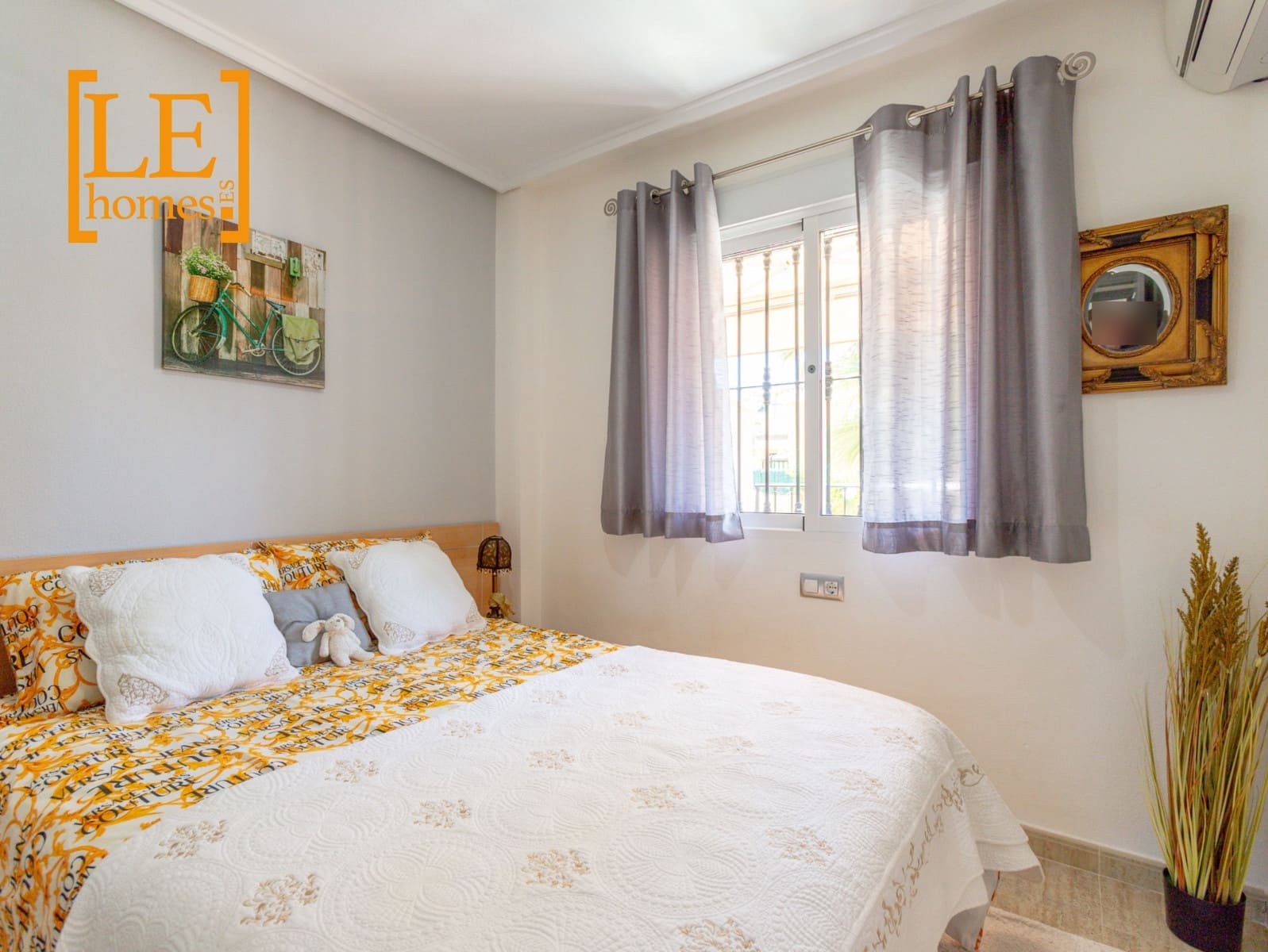 2 sypialnia Bungalow na sprzedaż w Orihuela Costa z basenem - 215 000 € (Ref: 9855227)