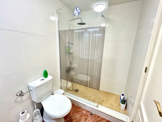 2 sovrum Lägenhet till salu i La Zenia, Orihuela med garage - 187 000 € (Ref: 9855232)