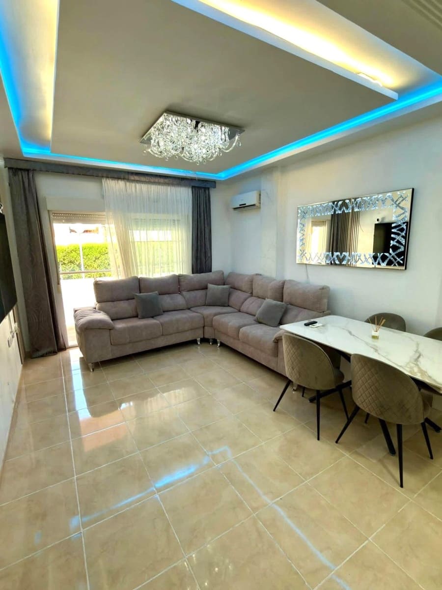 2 soverom Leilighet til salgs i Torrevieja med svømmebasseng - € 134 990 (Ref: 9855239)