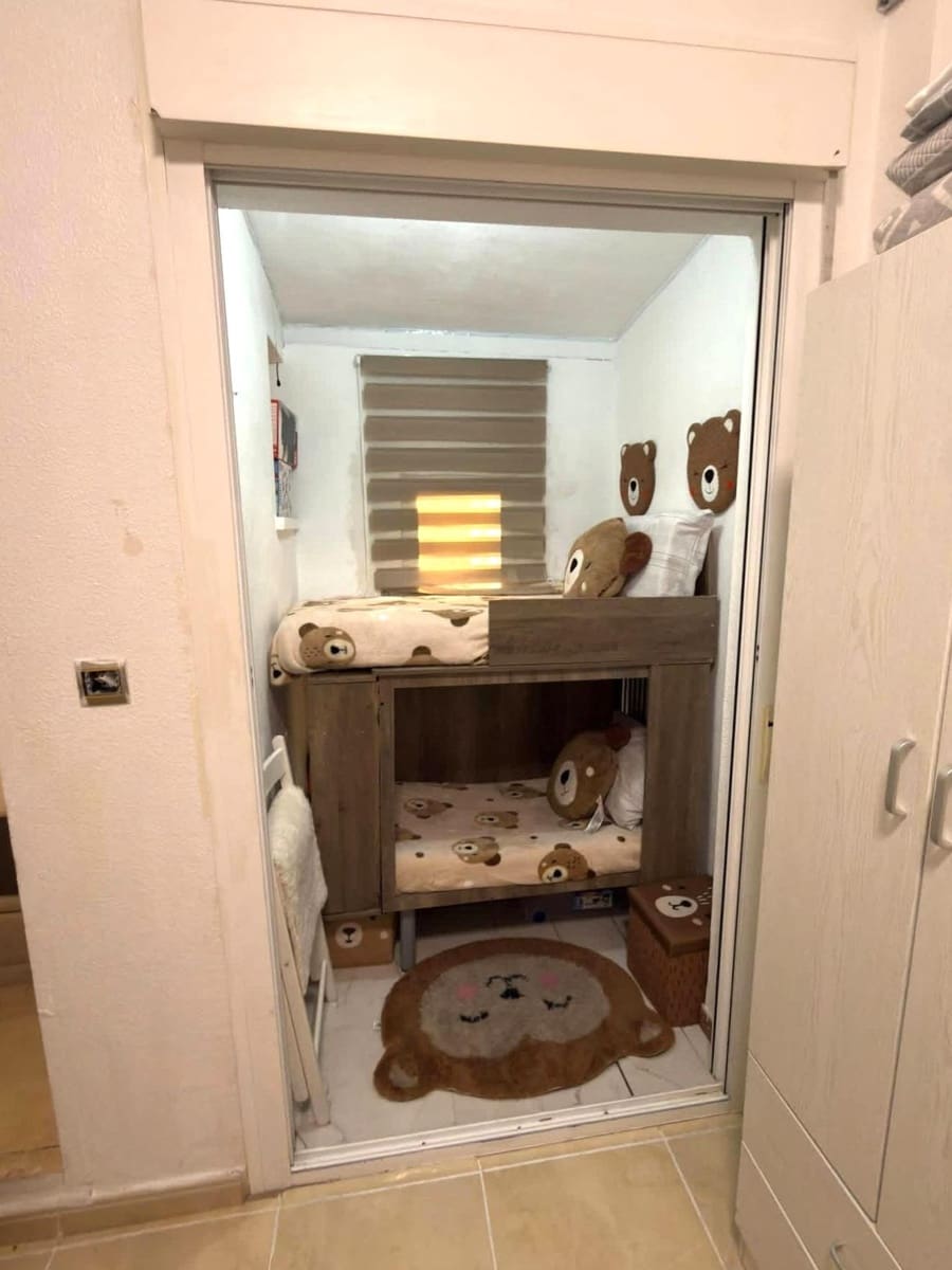 2 soverom Leilighet til salgs i Torrevieja med svømmebasseng - € 134 990 (Ref: 9855239)