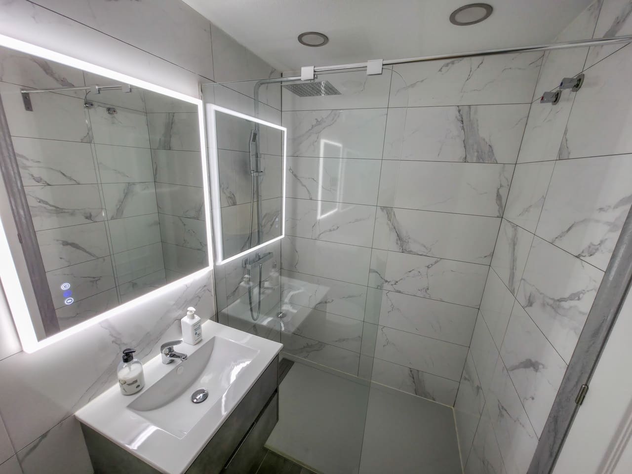 2 sypialnia Apartament na sprzedaż w Entre Naranjos z basenem garażem - 135 000 € (Ref: 9855241)