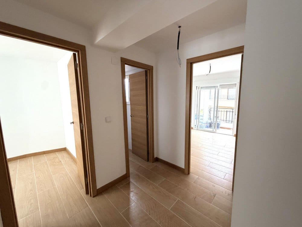 4 bedroom Apartment for sale in Rojales - € 135,000 (Ref: 9855246)