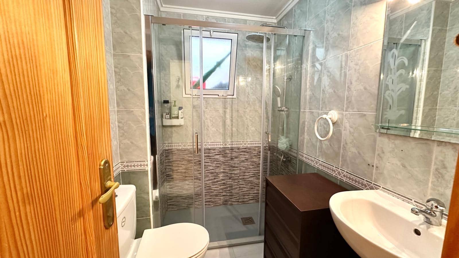 2 chambre Appartement à vendre à Torrevieja avec piscine - 134 900 € (Ref: 9855249)