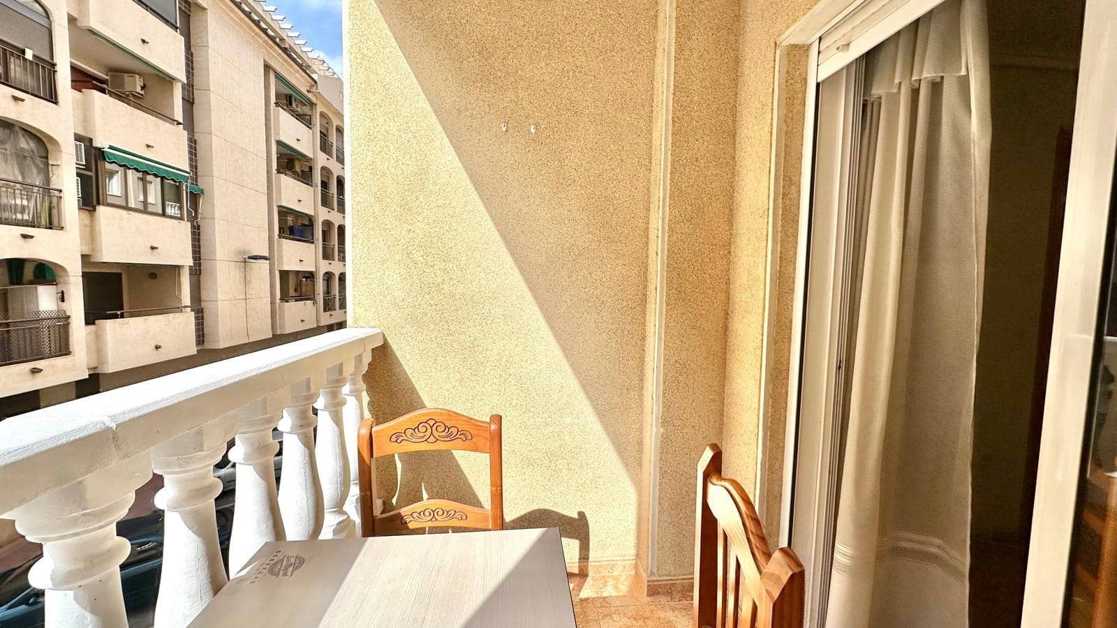 2 chambre Appartement à vendre à Torrevieja avec piscine - 134 900 € (Ref: 9855249)