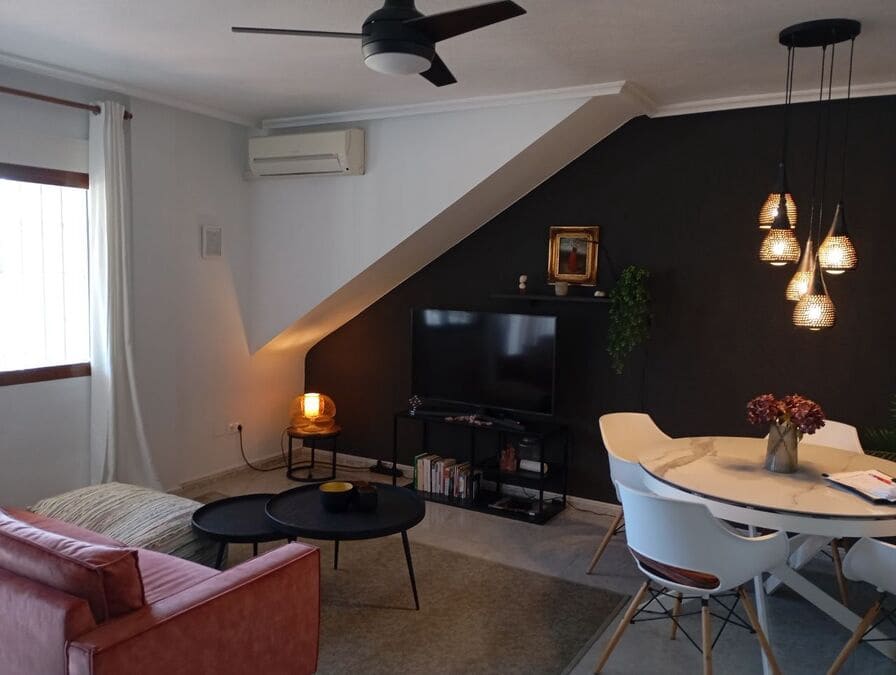 2 chambre Appartement à vendre à Daya Vieja - 137 500 € (Ref: 9855251)