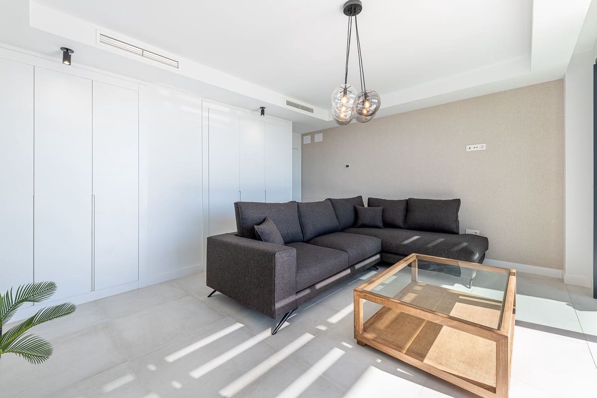 4 sovrum Hus till salu i El Faro med pool - 1 099 999 € (Ref: 9855258)