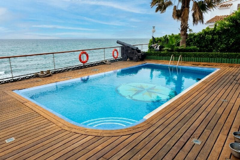 6 bedroom Villa for sale in La Cala de Mijas with pool garage - € 3,500,000 (Ref: 9855259)