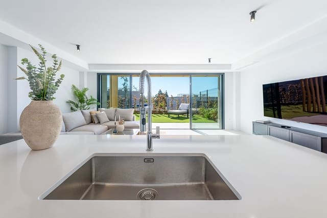 4 soverom Hus til salgs i El Chaparral, Mijas med svømmebasseng - € 1 099 999 (Ref: 9855263)