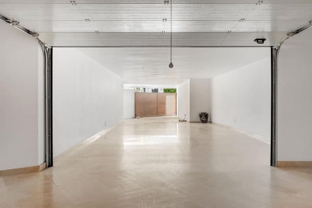 5 soverom Villa til salgs i El Paraíso, Benahavís med svømmebasseng - € 3 950 000 (Ref: 9857608)