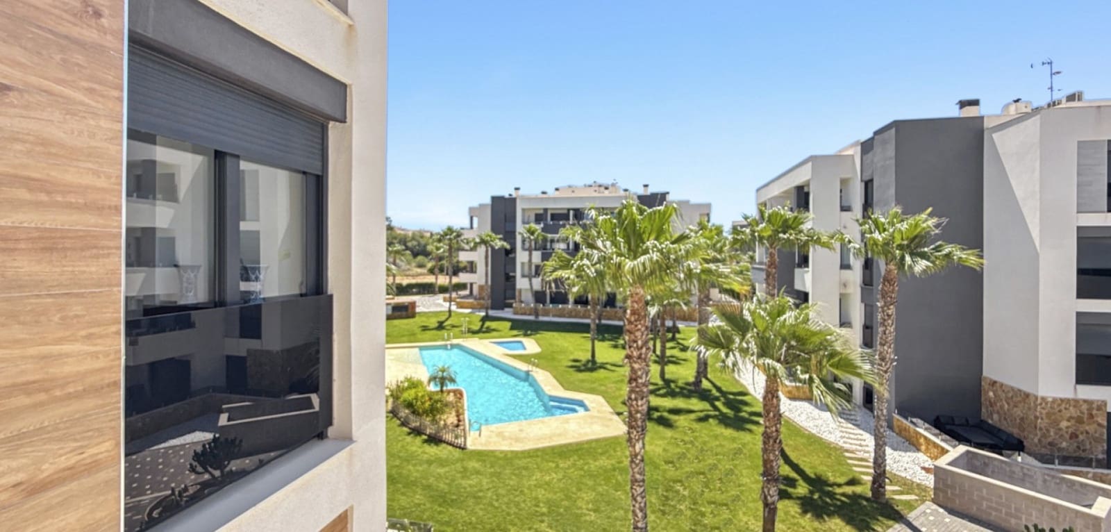 2 soverom Leilighet til salgs i Orihuela Costa med svømmebasseng garasje - € 259 000 (Ref: 9857609)