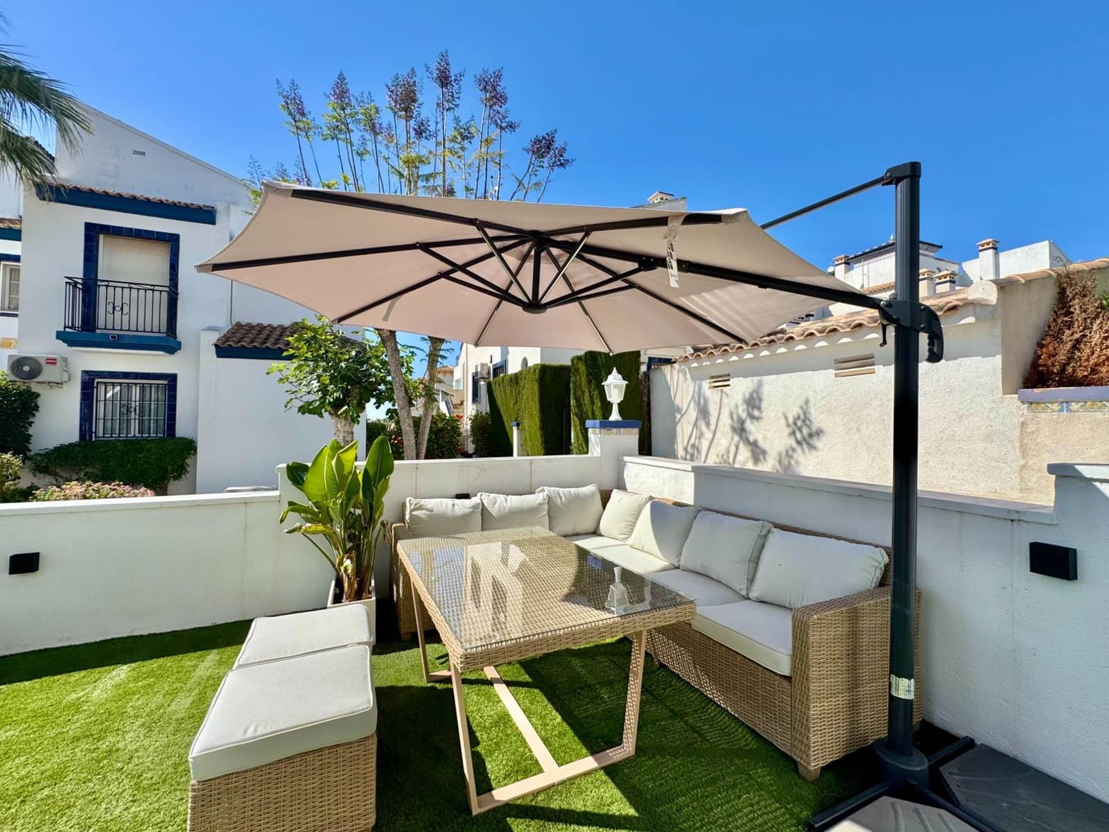 2 bedroom Bungalow for sale in Orihuela Costa with pool - € 220,000 (Ref: 9857611)