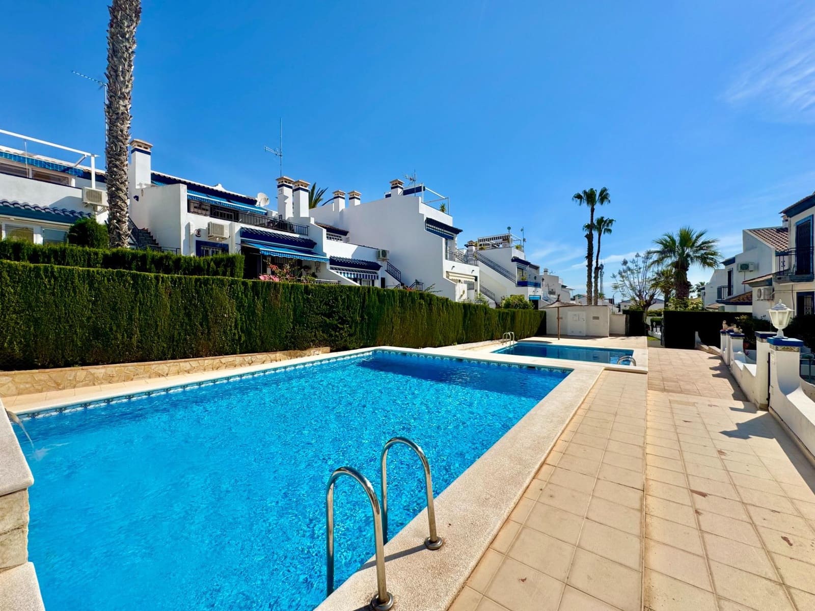 2 bedroom Bungalow for sale in Orihuela Costa with pool - € 220,000 (Ref: 9857611)