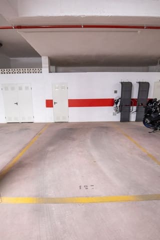 3 chambre Penthouse à vendre à Torrevieja avec piscine - 285 000 € (Ref: 9858080)