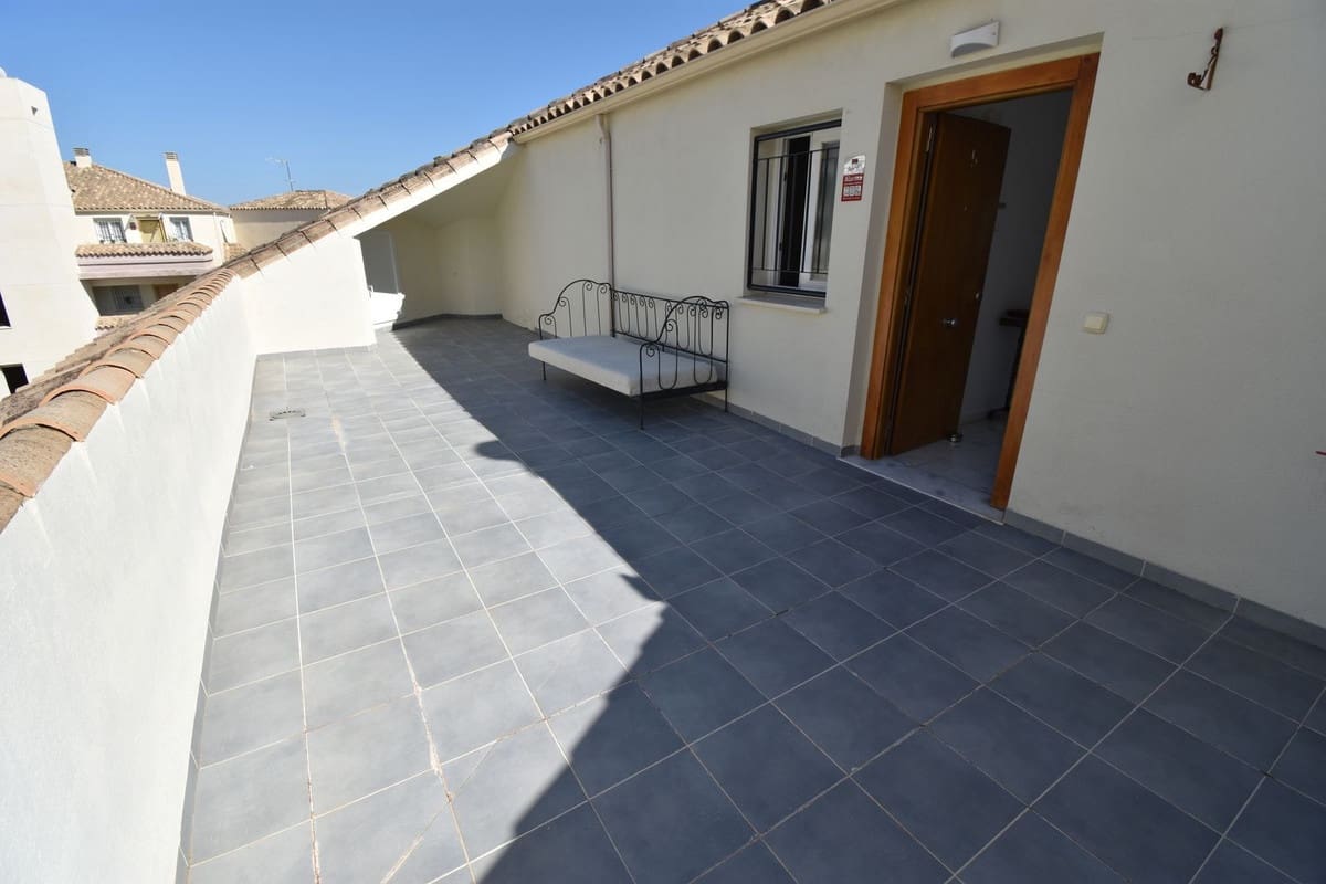 Apartamento de 3 habitaciones en Fuengirola en venta con piscina - 635.500 € (Ref: 9862395)