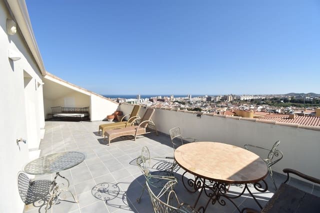 Apartamento de 3 habitaciones en Fuengirola en venta con piscina - 635.500 € (Ref: 9862395)