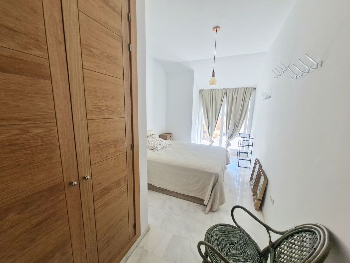 Apartamento de 3 habitaciones en Fuengirola en venta con piscina - 635.500 € (Ref: 9862395)