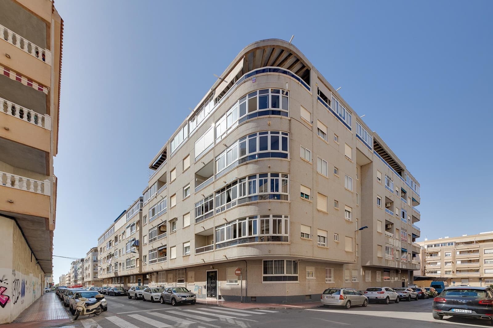 2 chambre Appartement à vendre à Torrevieja - 185 000 € (Ref: 9862400)