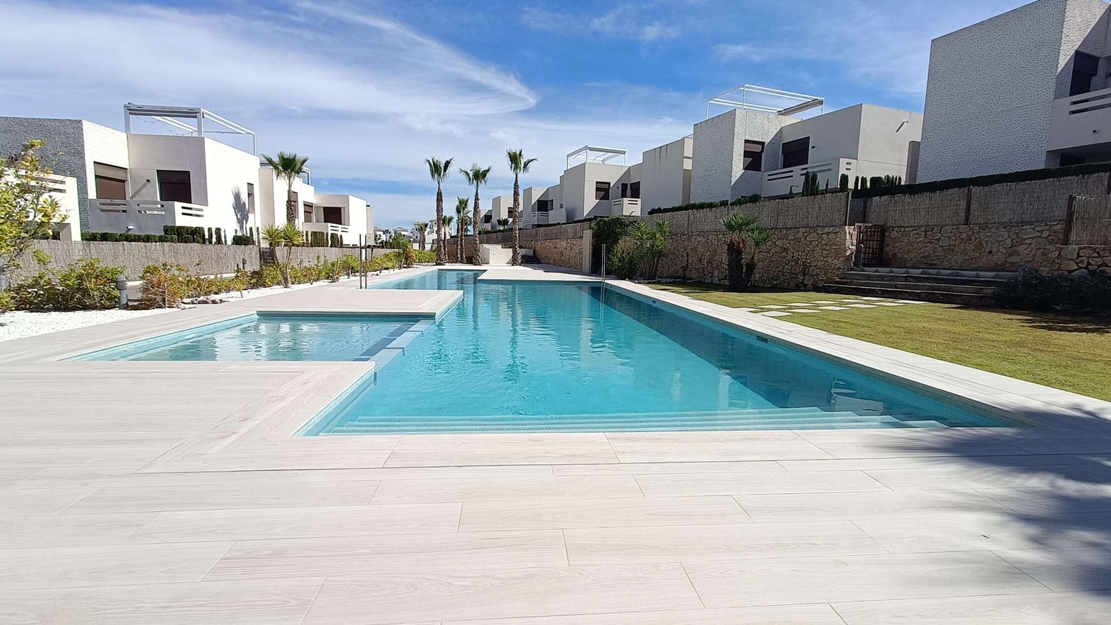 2 soveværelse Lejlighed til salg i Algorfa med swimmingpool - € 245.000 (Ref: 9862417)