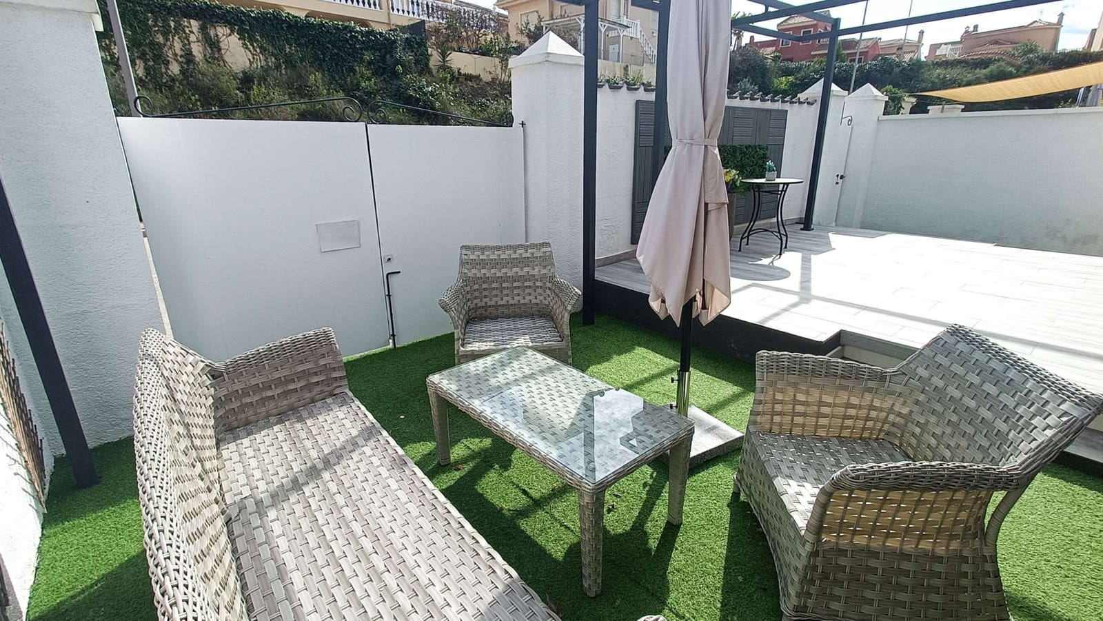 2 bedroom Villa for sale in Rojales with pool - € 198,000 (Ref: 9862418)
