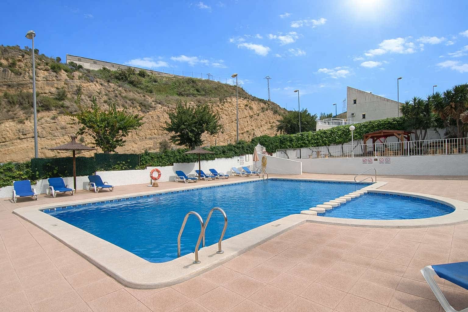 2 bedroom Villa for sale in Rojales with pool - € 198,000 (Ref: 9862418)