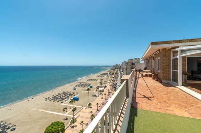 2 Zimmer Penthouse zu verkaufen in Fuengirola mit Pool - 1.200.000 € (Ref: 9865035)