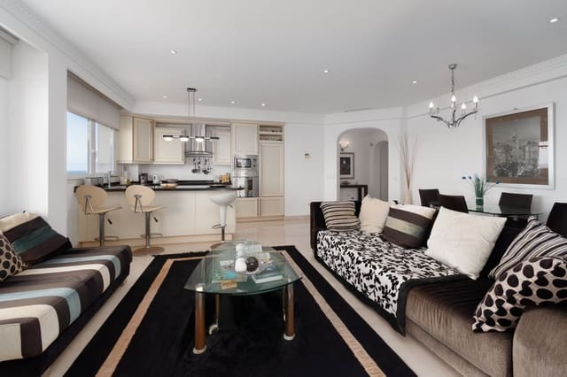 2 Zimmer Penthouse zu verkaufen in Fuengirola mit Pool - 1.200.000 € (Ref: 9865035)