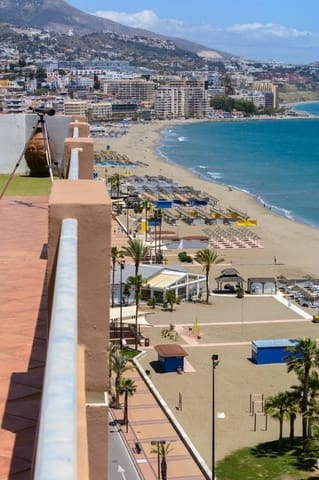 2 Zimmer Penthouse zu verkaufen in Fuengirola mit Pool - 1.200.000 € (Ref: 9865035)