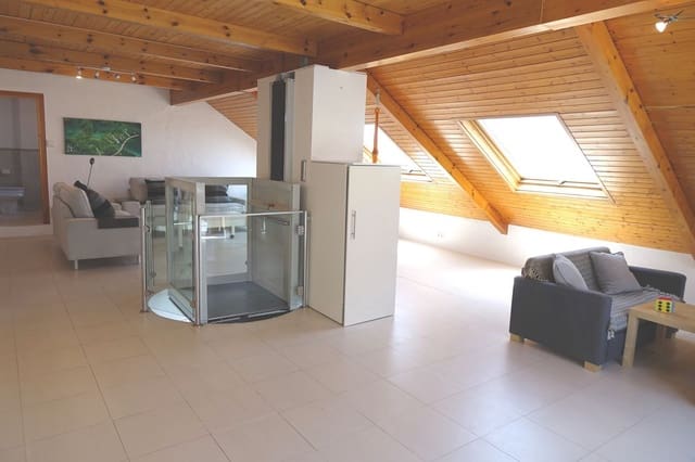 3 chambre Villa/Maison Semi-Mitoyenne à vendre à Fuengirola avec piscine garage - 495 000 € (Ref: 9865036)