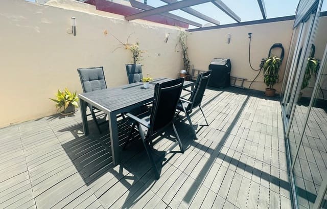 3 chambre Villa/Maison Semi-Mitoyenne à vendre à Fuengirola avec piscine garage - 495 000 € (Ref: 9865036)