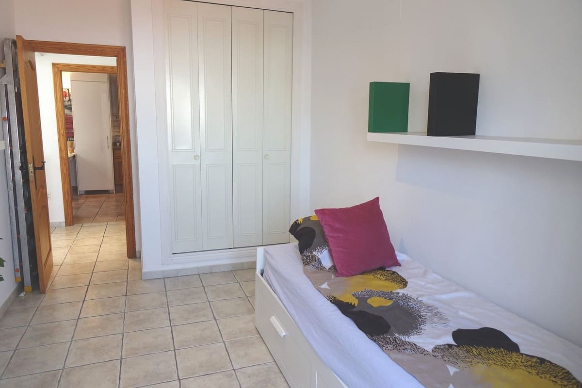 3 chambre Villa/Maison Semi-Mitoyenne à vendre à Fuengirola avec piscine garage - 495 000 € (Ref: 9865036)