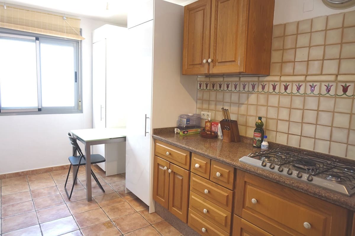3 chambre Villa/Maison Semi-Mitoyenne à vendre à Fuengirola avec piscine garage - 495 000 € (Ref: 9865036)