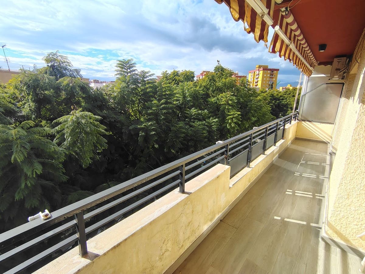 3 sypialnia Apartament na sprzedaż w Fuengirola z basenem - 320 000 € (Ref: 9865037)