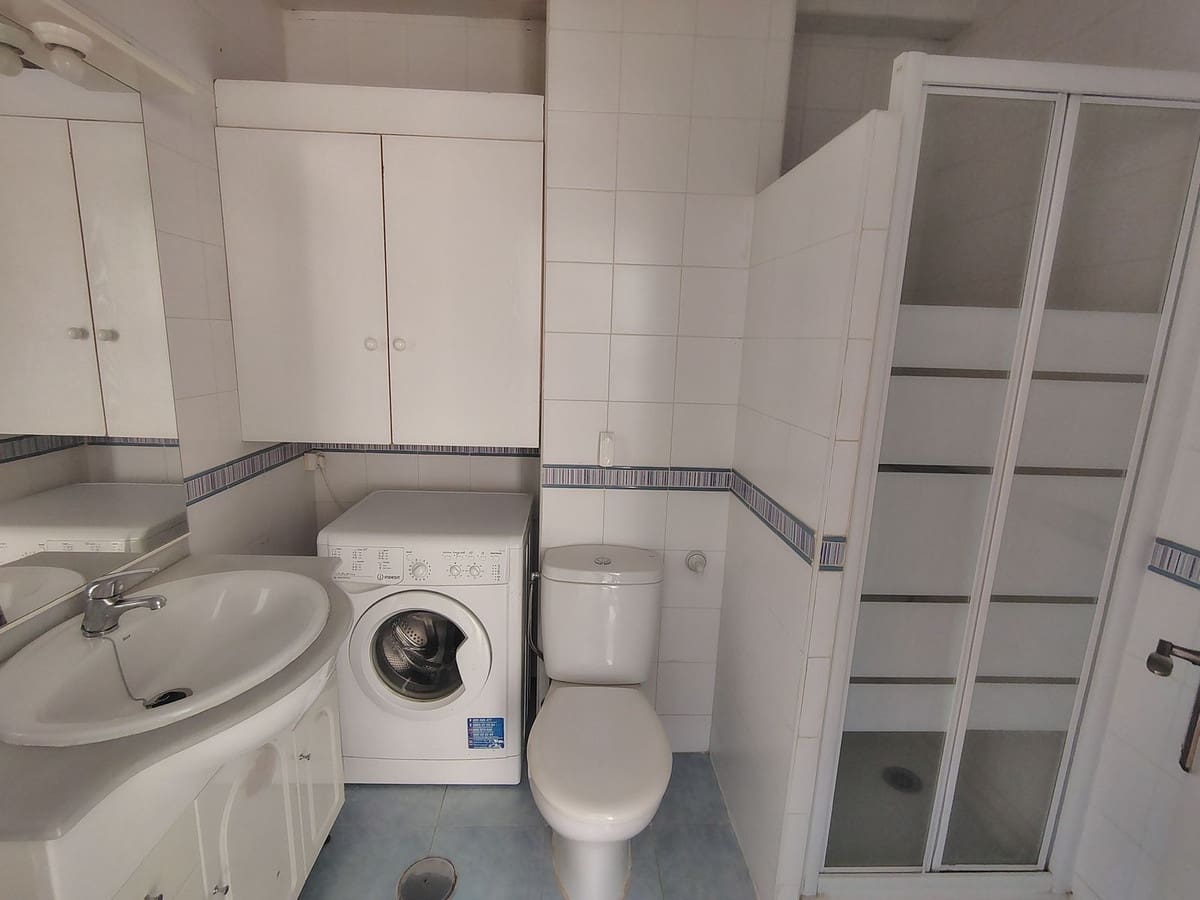 3 sypialnia Apartament na sprzedaż w Fuengirola z basenem - 320 000 € (Ref: 9865037)