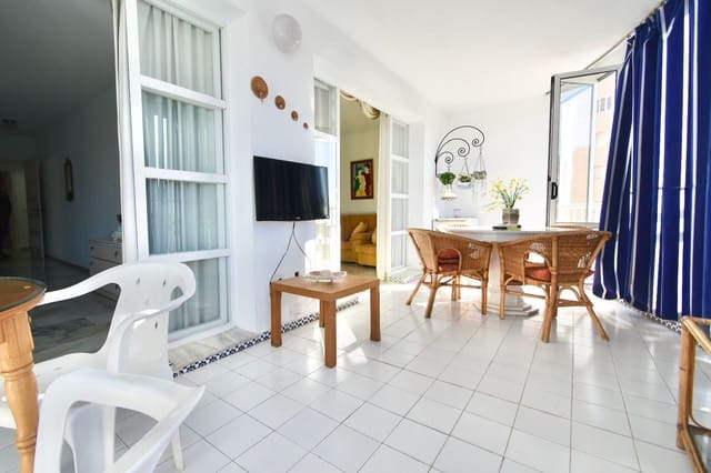 3 chambre Villa/Maison Semi-Mitoyenne à vendre à Fuengirola avec piscine - 700 000 € (Ref: 9865039)