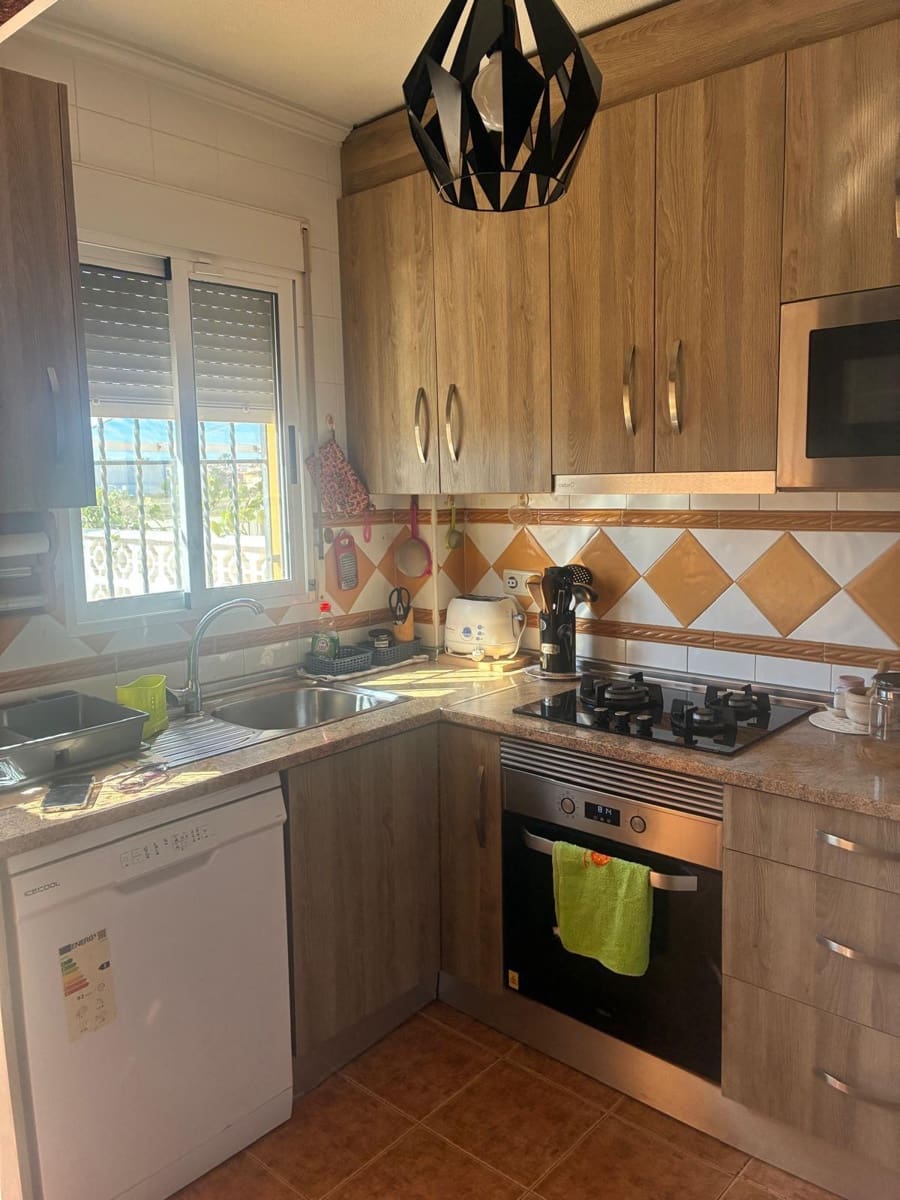 2 Zimmer Haus zu verkaufen in Orihuela mit Pool - 214.000 € (Ref: 9865046)