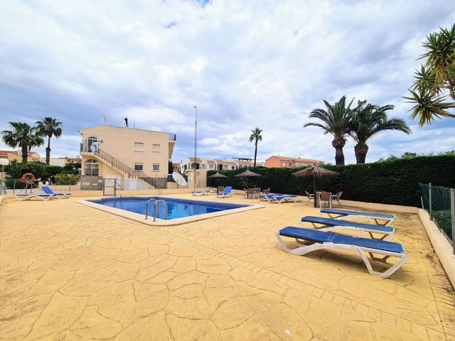 3 makuuhuone Huoneisto myytävänä paikassa Playa Flamenca, Orihuela mukana uima-altaan 
autotalli - 204 000 € (Ref: 9866823)